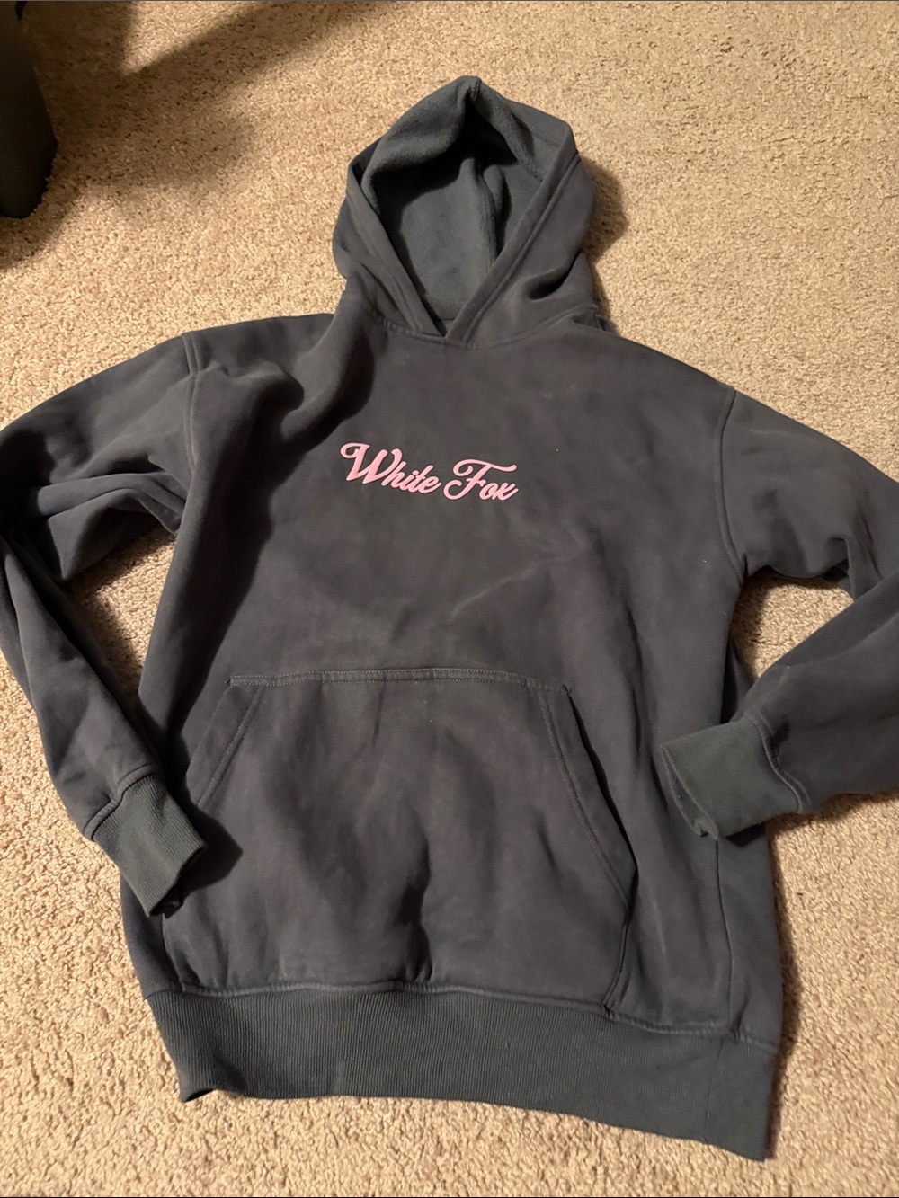 White Fox Season 7 Oversized Hoodie Monument Pink Graphic XS/S